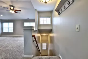 408 Breezewood Ct, Covington, KY 41016 - Photo 3