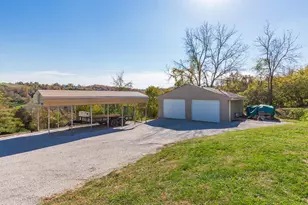 1923 Poplar Ridge Rd, Melbourne, KY 41059 - Photo 17