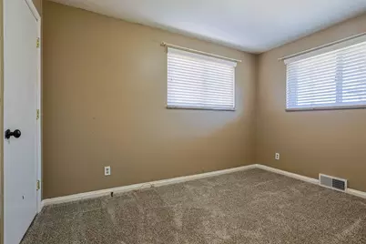 22 Sycamore Drive, Florence, KY 41042 - Photo 19