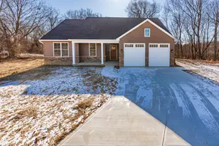 1479 Hands Pike, Fort Mitchell, KY 41017 - Photo 1