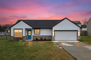 120 Summerfield Dr, Dry Ridge, KY 41035 - Photo 1