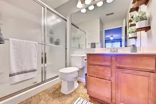 2361 Rolling Hills Dr, Covington, KY 41017 - Photo 17