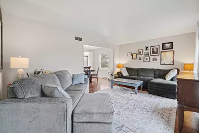 749 Meadow View Drive, Villa Hills, KY 41017 - Photo 3