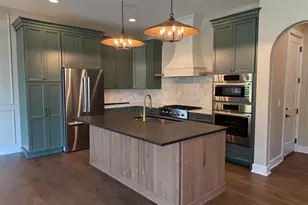 856 Belle Ridge Loop, Bellevue, KY 41073 - Photo 9