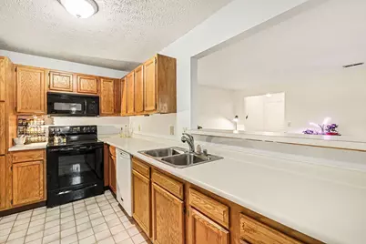 16 Meadow Lane #7, Highland Heights, KY 41076 - Photo 5