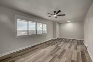 587 Jenkins Ln, Falmouth, KY 41040 - Photo 3