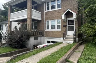 2609 Greenup St, Covington, KY 41014 - Photo 1