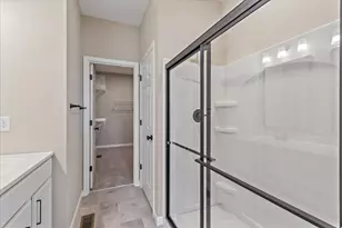 1331 Parkside Dr, Alexandria, KY 41001 - Photo 17