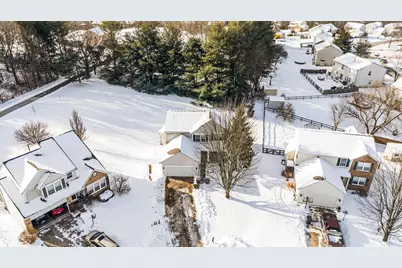 909 Surfridge Drive, Hebron, KY 41048 - Photo 5