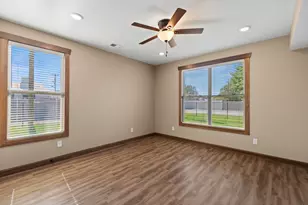 204 Riverview Dr, Warsaw, KY 41095 - Photo 3