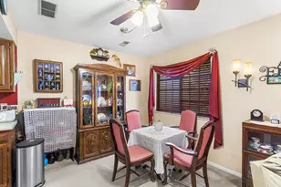 1582 Englewood Pl, Florence, KY 41042 - Photo 3