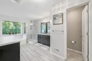 1918 Grovepointe Dr, Florence, KY 41042 - Photo 29