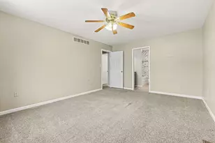 10281 Cardigan Dr, Union, KY 41091 - Photo 11