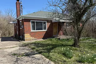 352 Rose Dr, Alexandria, KY 41001 - Photo 1