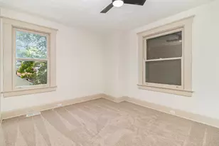 2038 Greenup St, Covington, KY 41014 - Photo 11