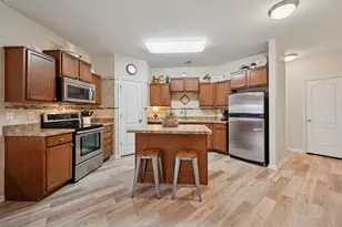 8099 Over Par Ct, Burlington, KY 41005 - Photo 5