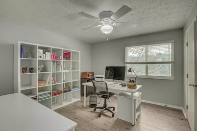 100 Creekwood Drive #8, Wilder, KY 41071 - Photo 11