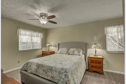 100 Creekwood Drive #8, Wilder, KY 41071 - Photo 9