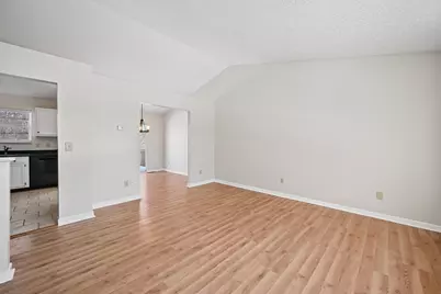 554 Ripple Creek Drive, Elsmere, KY 41018 - Photo 3