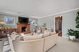 1095 Bold Forbes Ct, Union, KY 41091 - Photo 9