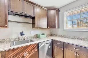 119 Honeysuckle Dr, Florence, KY 41042 - Photo 7