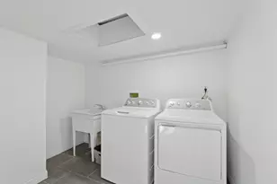 515 W 9th St, Covington, KY 41011 - Photo 39