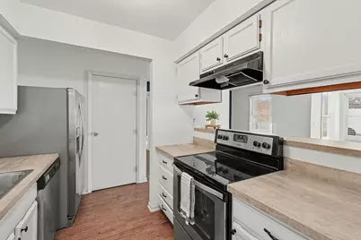 1140 Bellpointe, Bellevue, KY 41073 - Photo 9