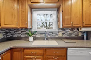 728 Meadow View Dr, Villa Hills, KY 41017 - Photo 11