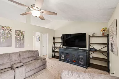 461 Ripple Creek Drive, Elsmere, KY 41018 - Photo 3