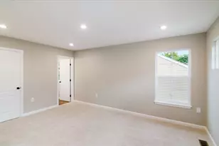9530 Los Alos Ct, Florence, KY 41042 - Photo 13