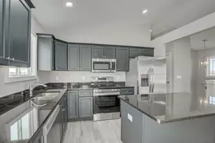 110 Churchill Dr, Williamstown, KY 41097 - Photo 3