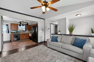 6592 Garcia Ct, Florence, KY 41042 - Photo 5