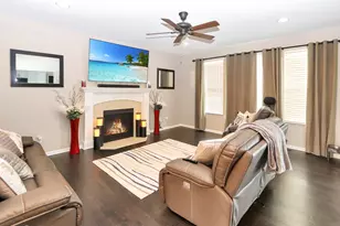 8640 Treeline Dr, Florence, KY 41042 - Photo 3