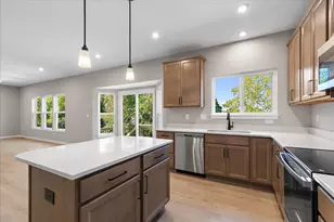 9543 Los Alos Ct, Florence, KY 41042 - Photo 5