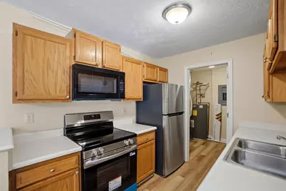 551 Napa Valley Lane #4, Crestview Hills, KY 41017 - Photo 3