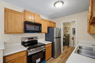 551 Napa Valley Ln, Crestview Hills, KY 41017 - Photo 3