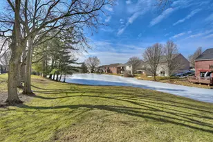 9241 Tranquility Dr, Florence, KY 41042 - Photo 5