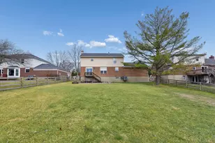 2225 Forest Lawn Dr, Florence, KY 41042 - Photo 25