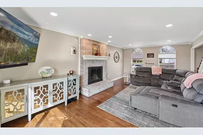 2225 Forest Lawn Drive, Florence, KY 41042 - Photo 5