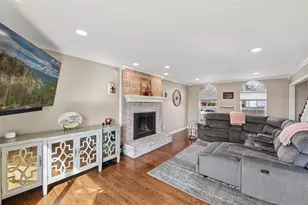 2225 Forest Lawn Dr, Florence, KY 41042 - Photo 5