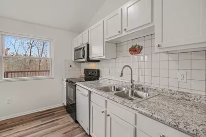 111 Green Hill Drive, Covington, KY 41017 - Photo 9