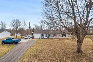 11126 Lakeview Dr, Union, KY 41091 - Photo 1