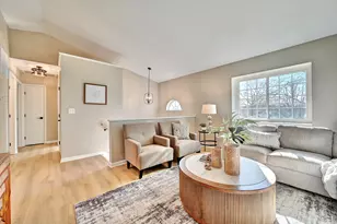 102 Morris St, Florence, KY 41042 - Photo 5