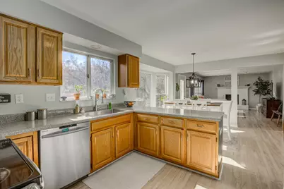 1967 Crescent Terrace, Crescent Springs, KY 41017 - Photo 9