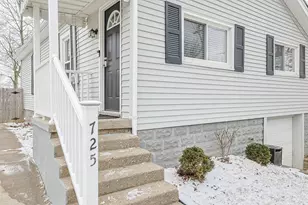 725 Ferncliff Ave, Crescent Springs, KY 41017 - Photo 3