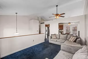 1194 Fallbrook Dr, Elsmere, KY 41018 - Photo 5