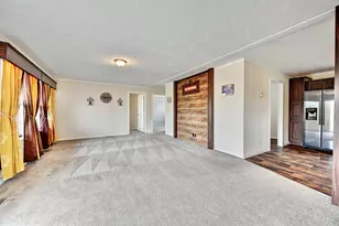 605 Valleyview Dr, Verona, KY 41092 - Photo 3