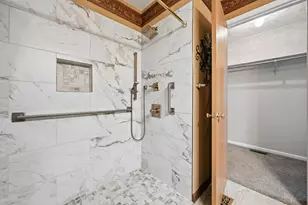 9877 Flagstone Dr, Independence, KY 41051 - Photo 17