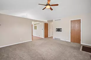 9877 Flagstone Dr, Independence, KY 41051 - Photo 5