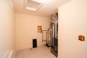 8589 Commons Ct, Florence, KY 41042 - Photo 23